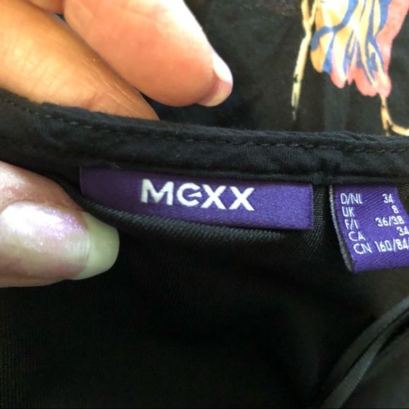 Mexx short sleeved black dress UK 8 - Picture 10 of 11